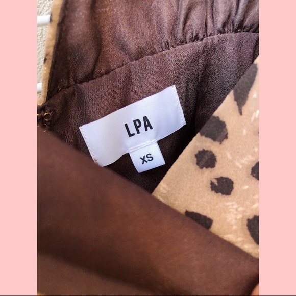 BNWT Revolve LPA Leopard Puff Sleeve Dress - Picture 3 of 13